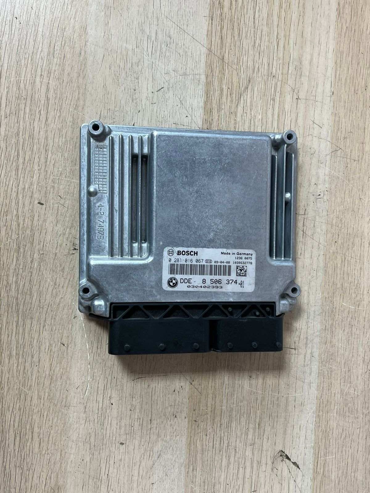 ENGINE CONTROL UNIT ECU BMW E87 E92 2009 0281016067 DDE8506374 3 Series E90