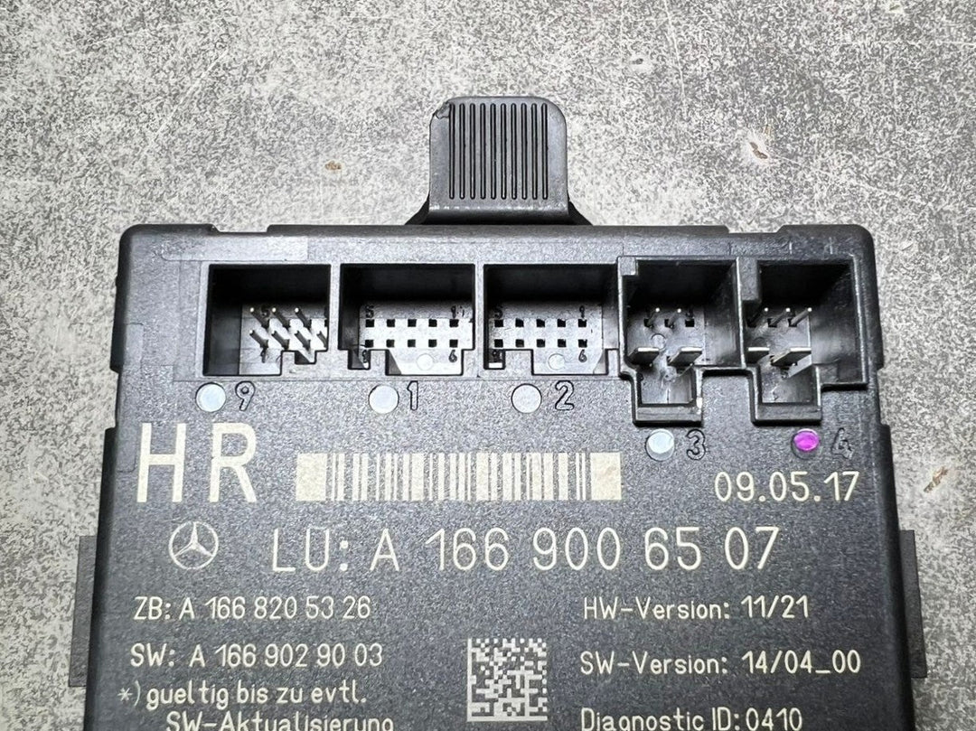 Mercedes-Benz W166 GL ML Rear Right Side Door Control Module A166 9006507 OEM