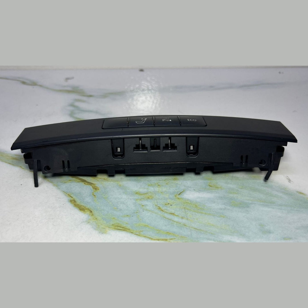 2010-2012 Mercedes Switch Block A2128208910 E-Class W212