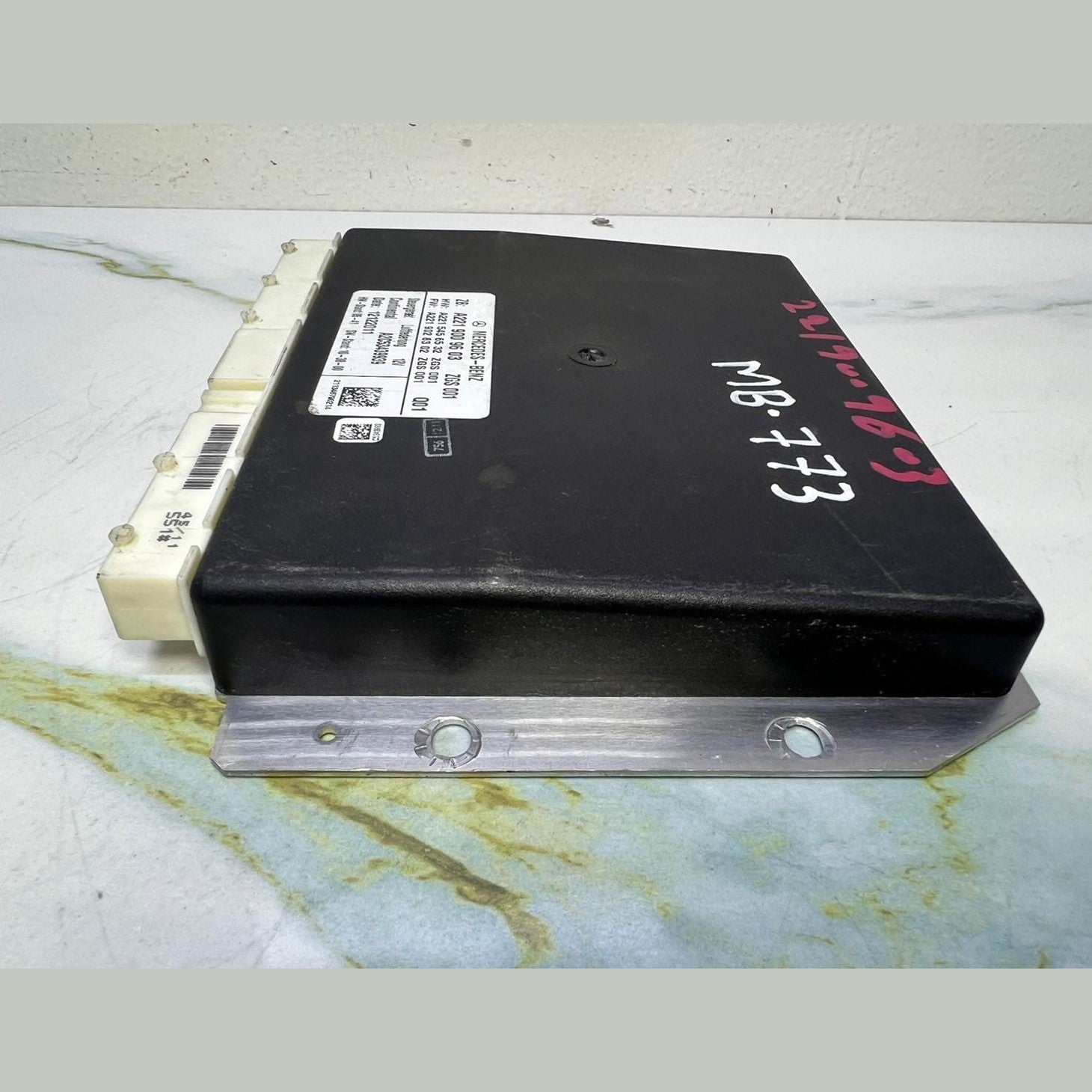 10-13 Mercedes S400 Air Suspension Control Module A2219009603 S-Class W221 W216
