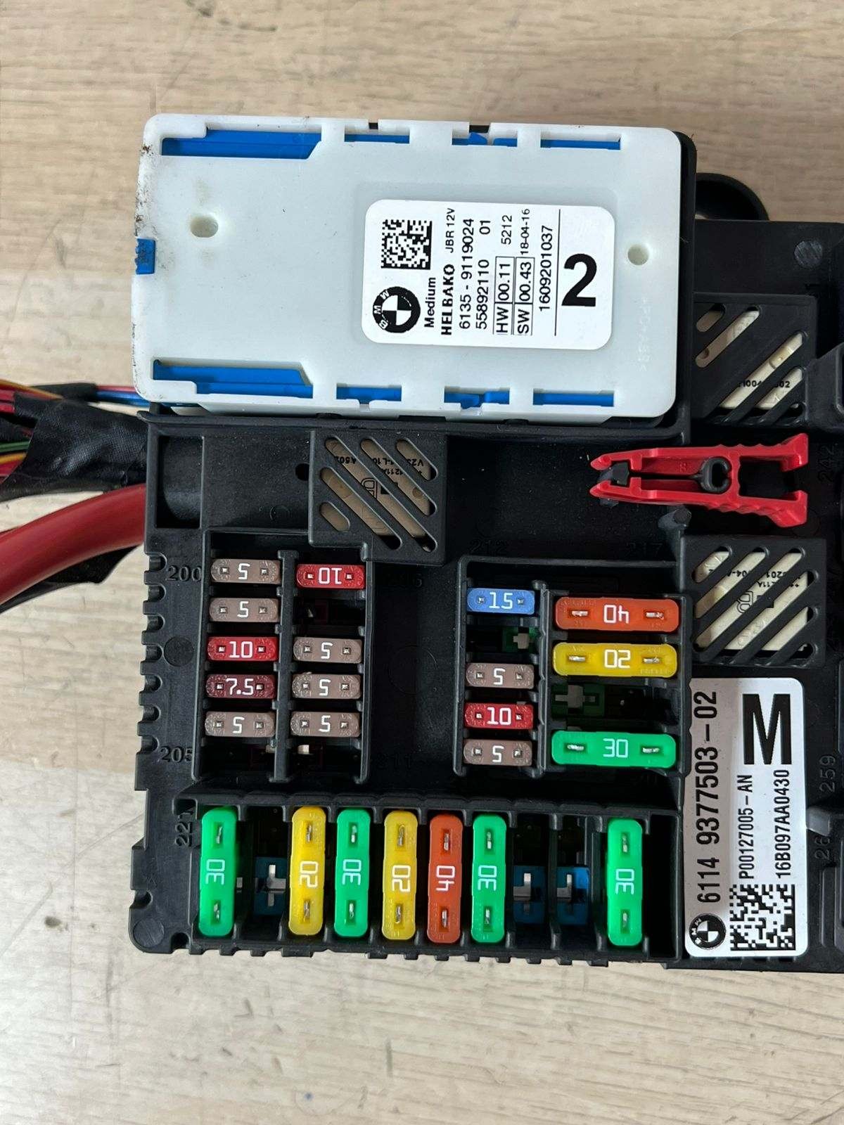 2015-2024 BMW 740i Power Distribution Box Rear 9377503 7 Series G11 G12 740i 750