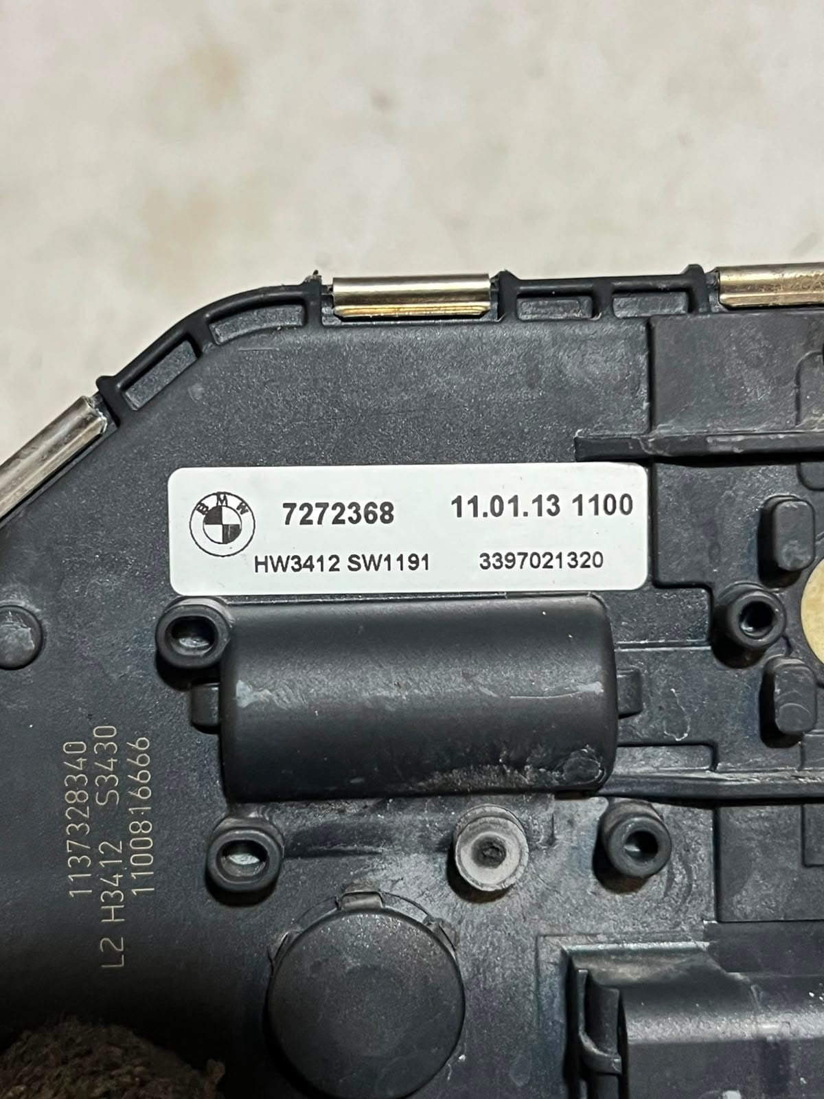 2010-2014 BMW 5 Series F10 and F11 535i Windscreen Front Wiper Motor 7272368
