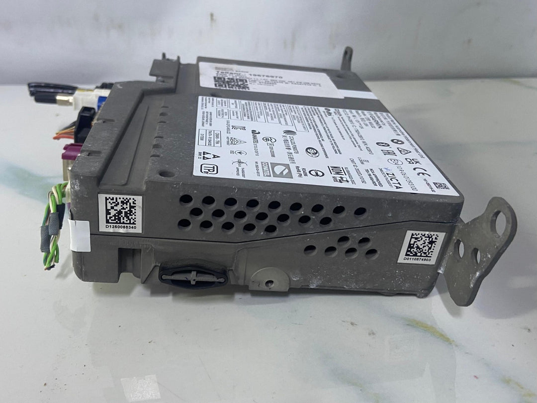 OEM BMW G07 X7  SA609 Audio Head unit MGU22 HU DAB USED 5B37391 01