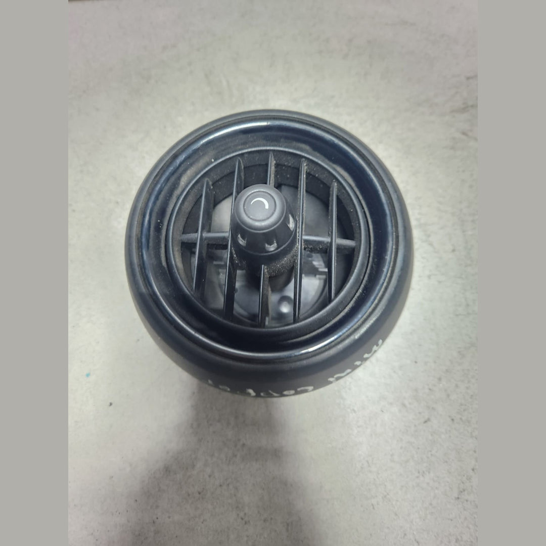 2015-2020 Mini Cooper Dashboard Air Vent Grille 9262413 F55 F56 F57
