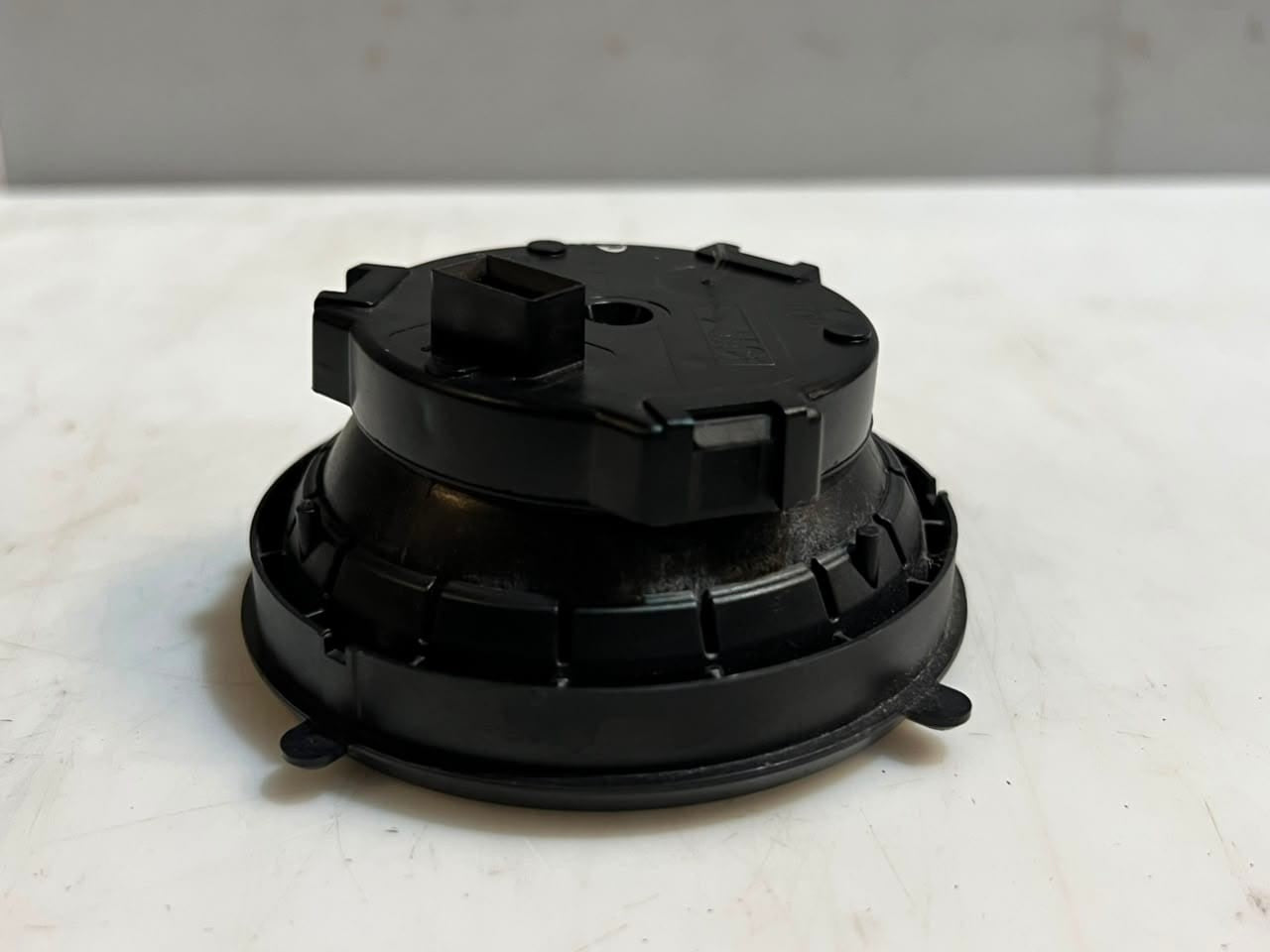 2018-2024 BMW X3 G01 and X5 G05 Outside Mirror Motor Drive 698034 OEM