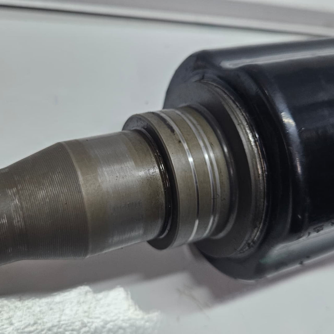 2018-2024 BMW X5 G05, X6 G06, X7 G07 output Shaft Front Right 8486202