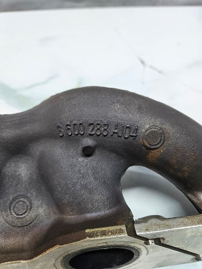 2015-19 BMW G11 G12 X5 G05 F15 with 4.4 V8 N63 engine Exhaust Manifold 8600288