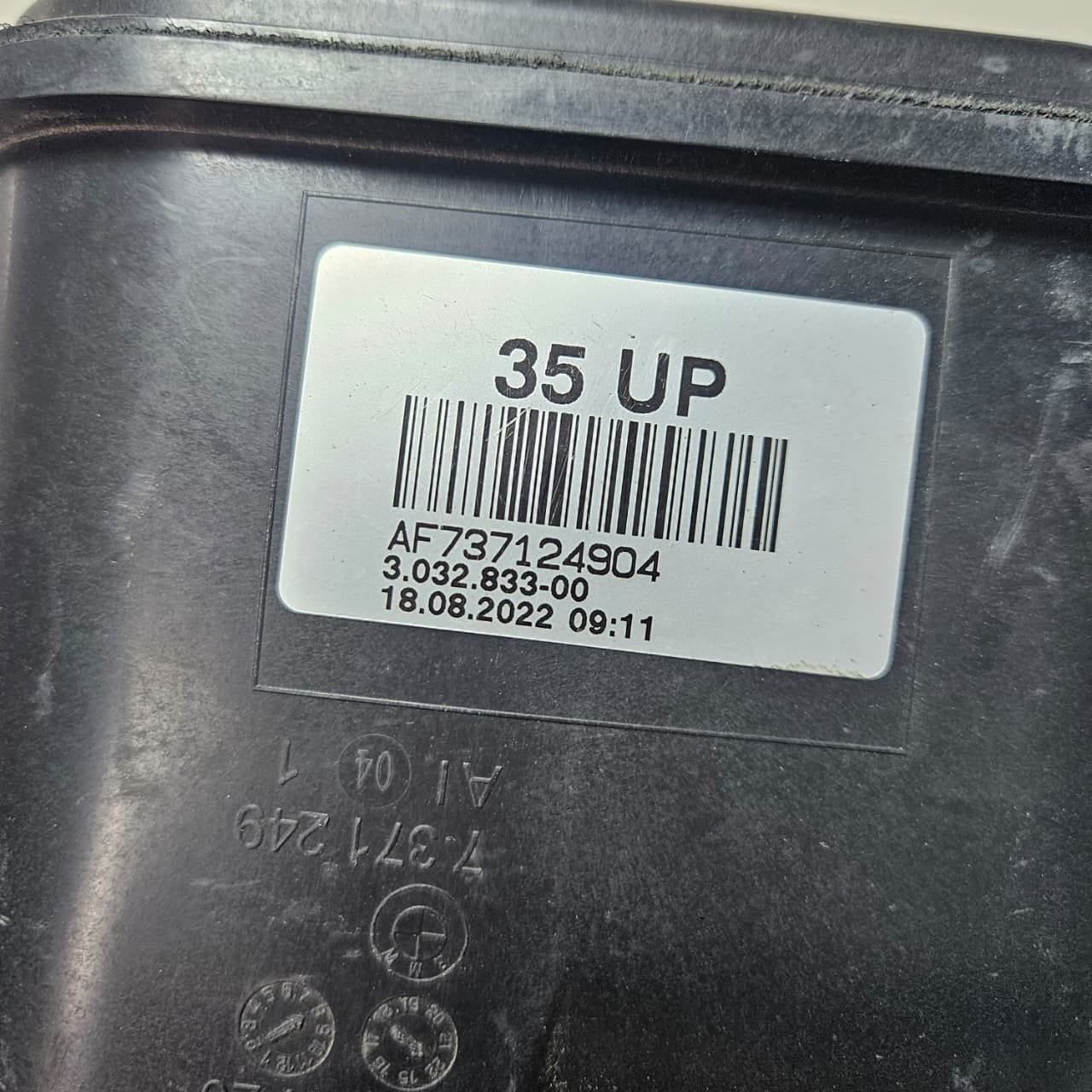 OEM BMW 5 Series G30 5 GT F07 Activated Charcoal Filter 7371249