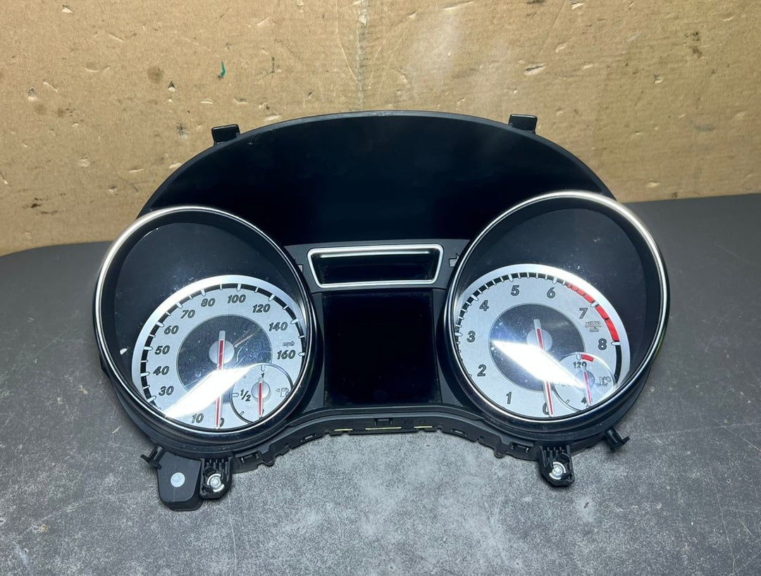 14-17 Mercedes-Benz W117 CLA 250 Instrument Cluster Speedometer A117 9007600 OEM