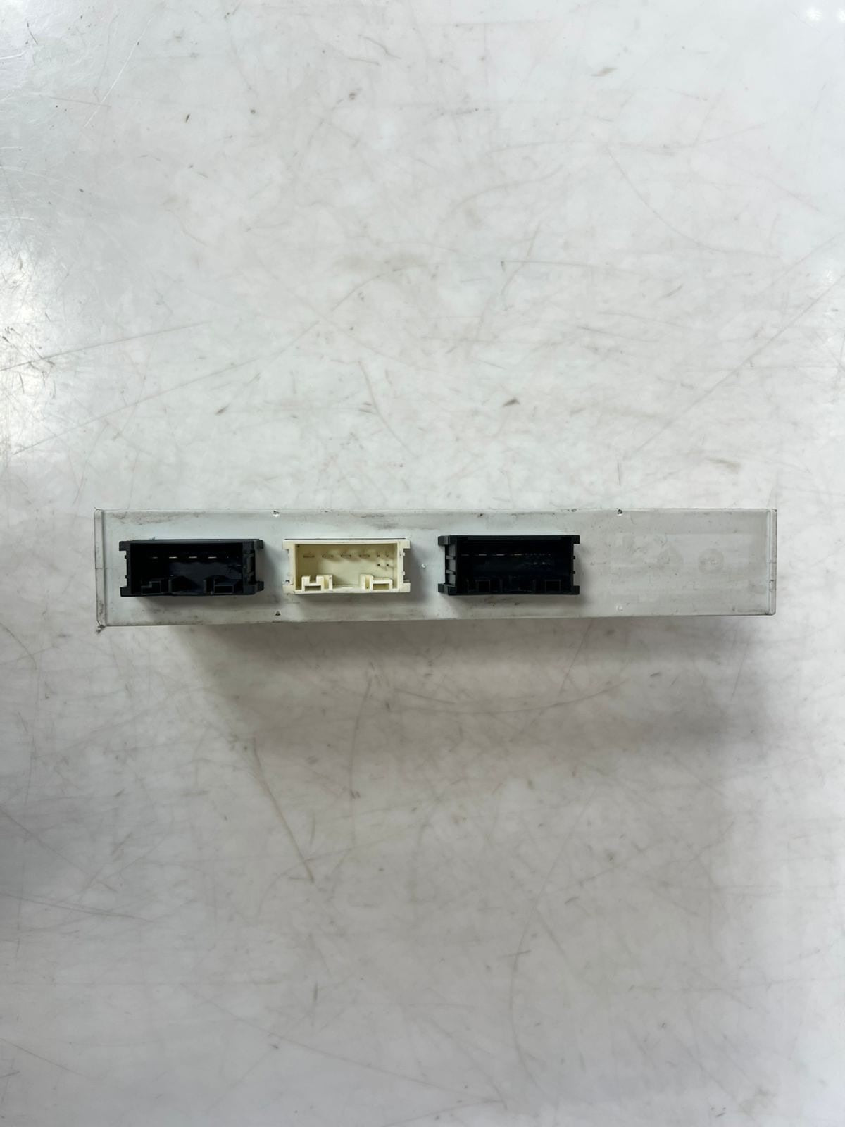 2017 BMW X3 F25 and 7 Series BOSCH Tailgate Control Module 7394649 OEM