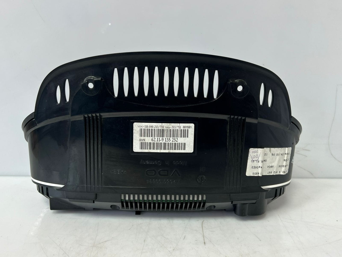 2002-07 BMW 525i 5 Series E60 N52B25 SPEEDOMETER Instrument Cluster 9135252 OEM