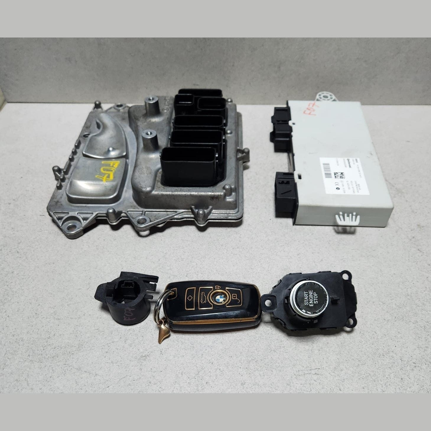 2011 BMW F07 GT 535I N55 3.0 Engine Control Unit 8618449 ECU SET 