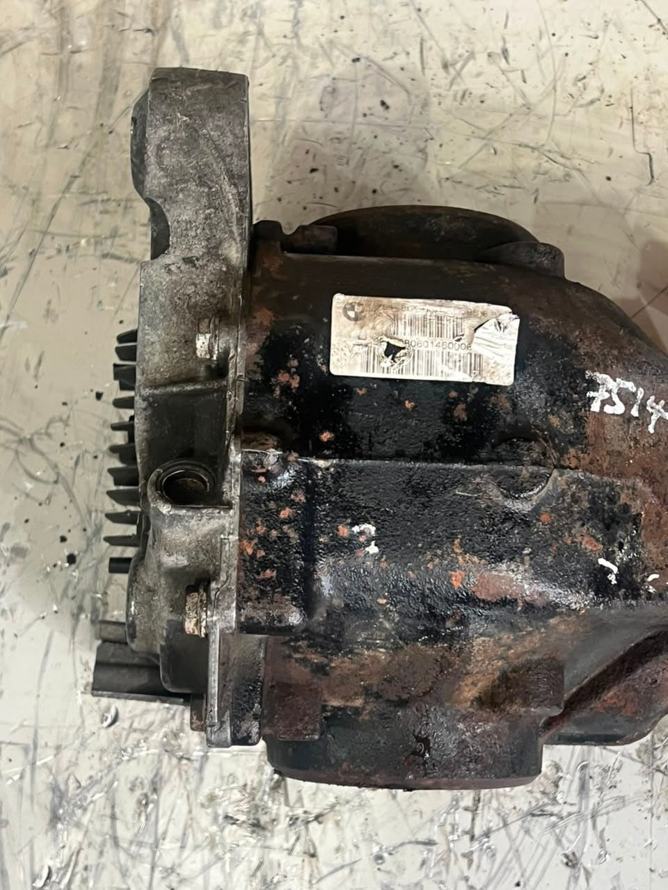 2005-2008 BMW 7 E66 730I 3.0 Series Rear Axle Differential 7514801 RATIO 3.64