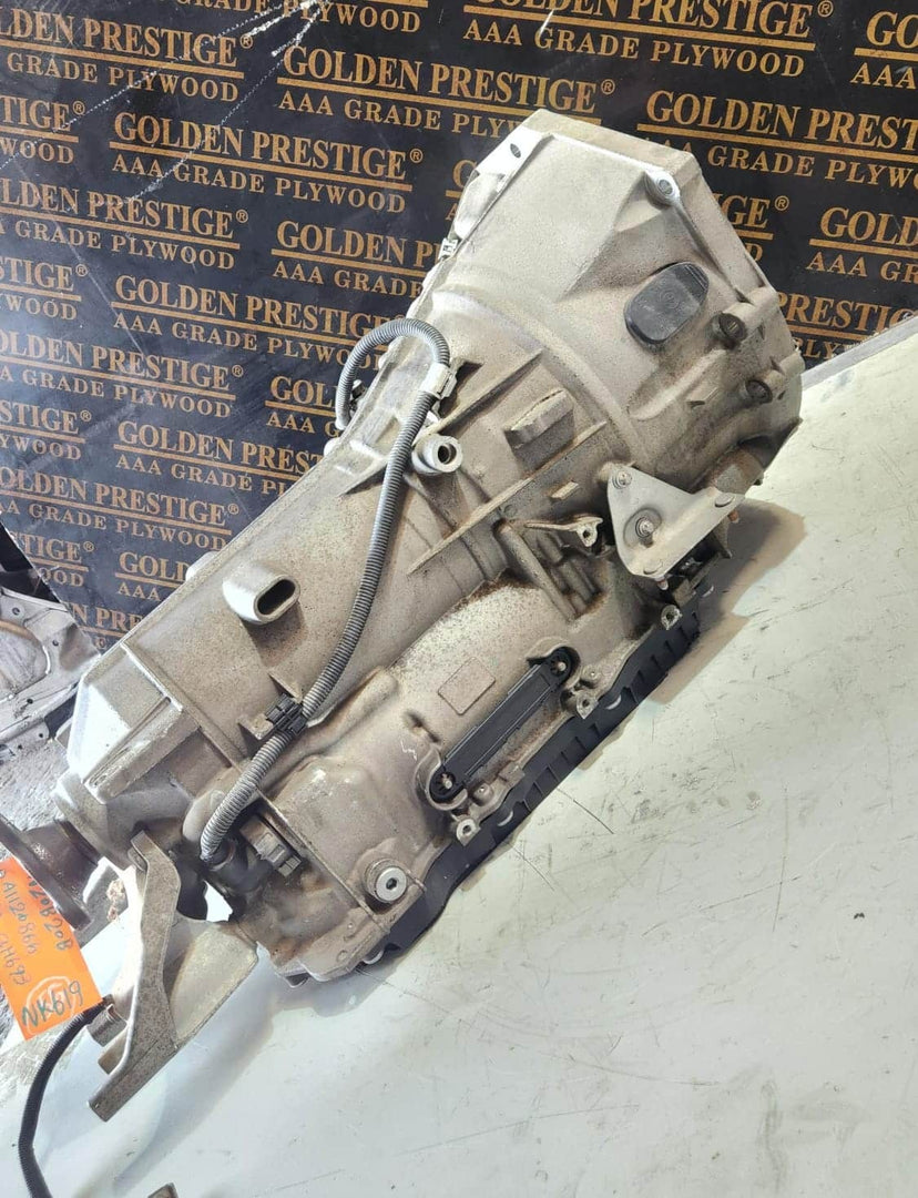 2014-2016 BMW 520i Automatic Transmission Gearbox 8632475 GASOLINE F10 OEM 8HP45