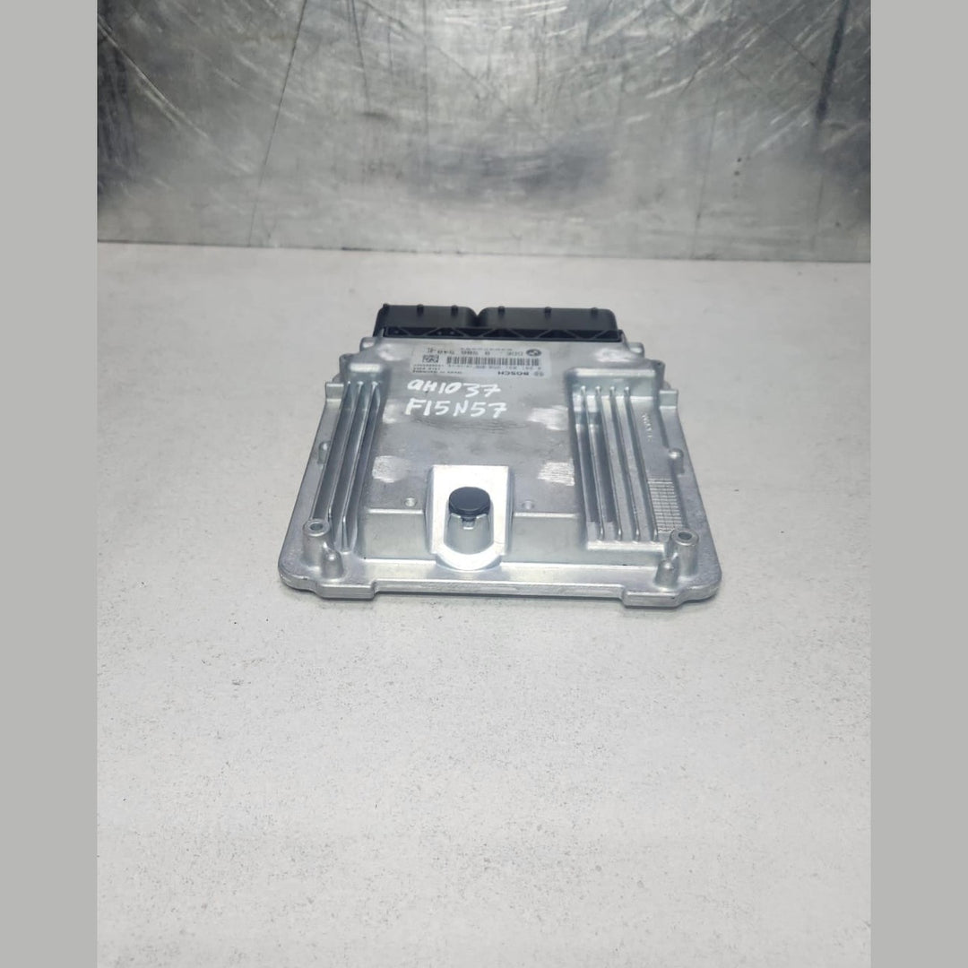 2014-2018 BMW X5 Engine Control Unit 8586540 F32 330d 430d N57N diesel engine