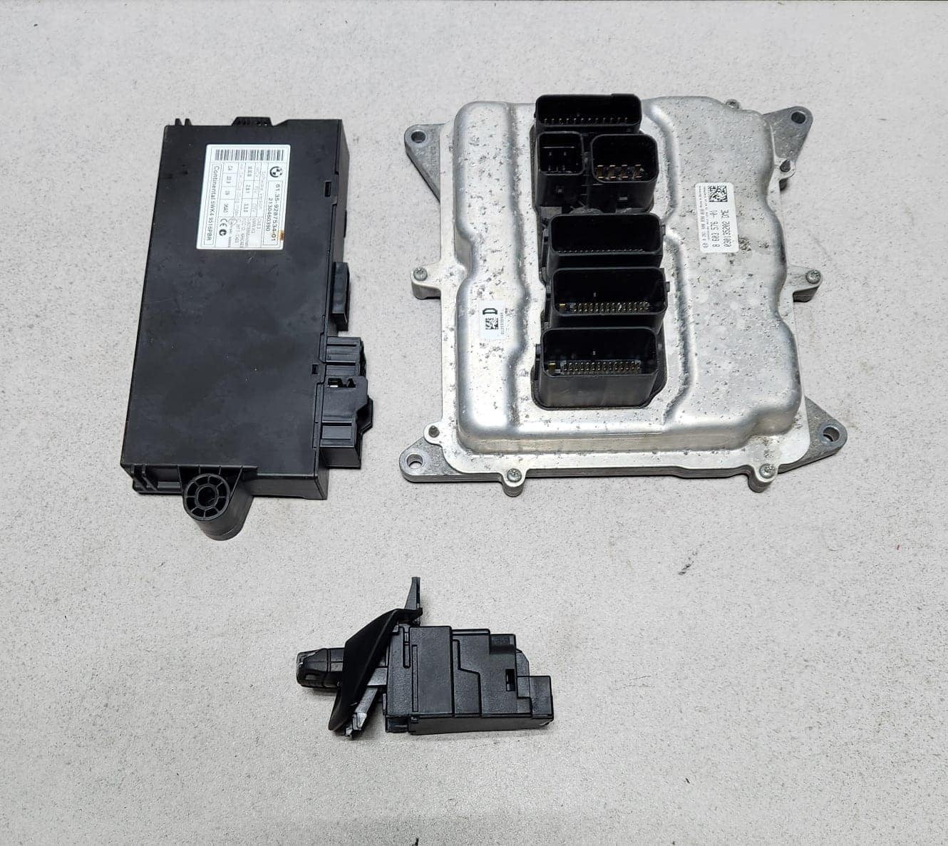 2012 BMW X1 Engine Control Unit ECU Set 8603576 X1 E84 20i N20