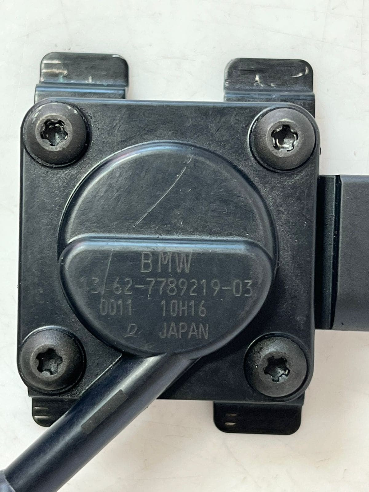 BMW E60, E90, E91, E92, E53 Exhaust Gas Pressure Sensor 7789219 OEM