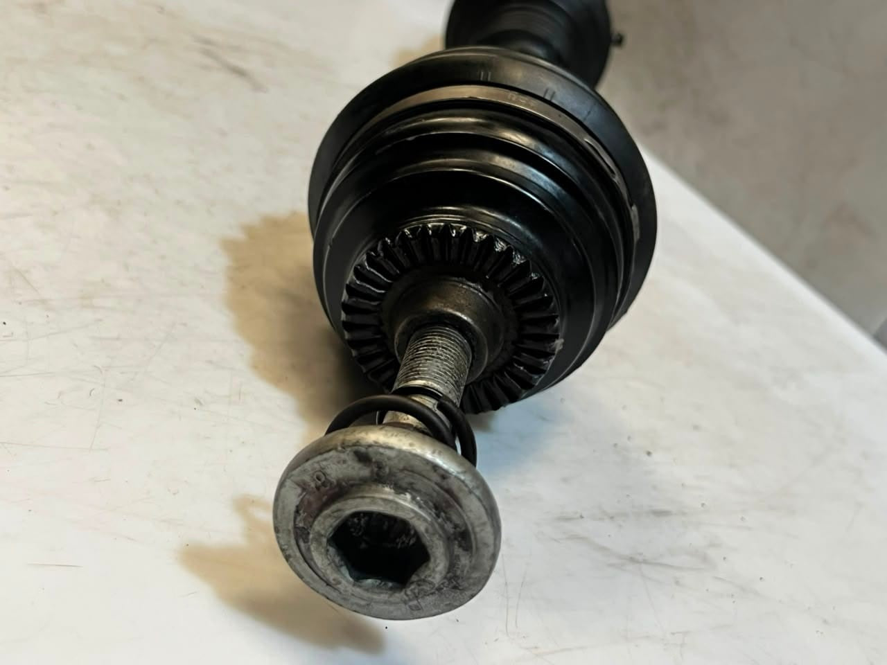 2010-2015 BMW X1 E84 Front Left CV Axle DRIVE Shaft 7591681 OEM