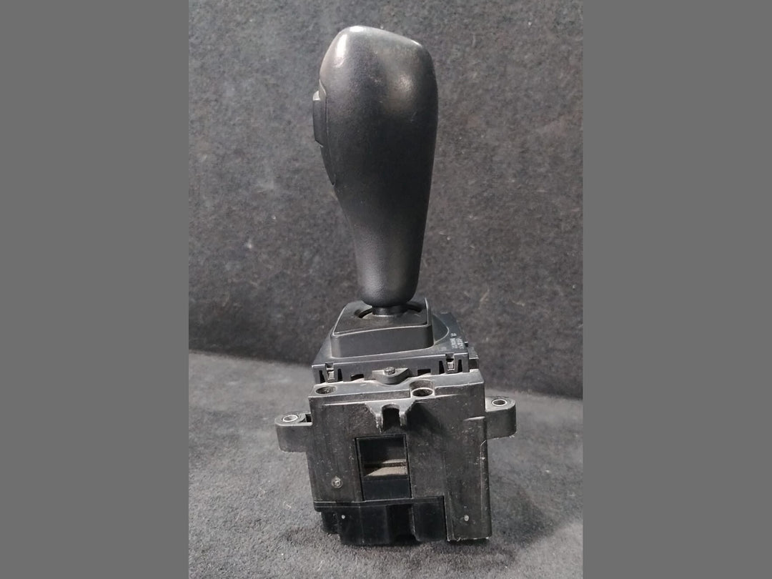 BMW 7 SERIES F01 F02 LI AUTOMATIC GEARSHIFT GEAR SELECTER RHD 9218104-02