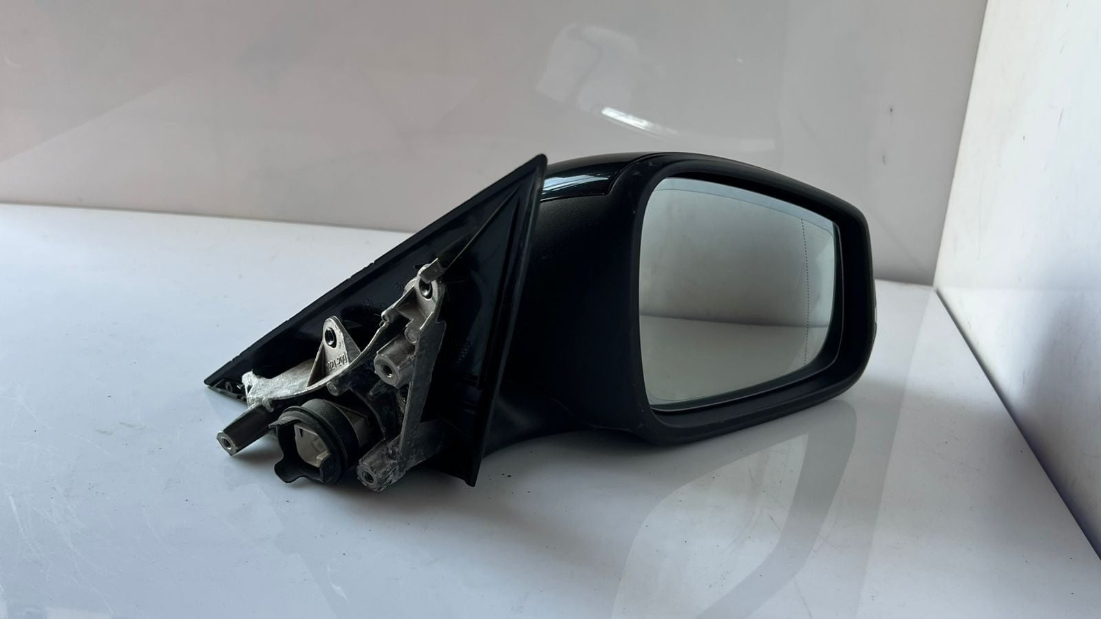 2012-2016 BMW 320i F30 RIGHT SIDE RHD Power FOLD Door Mirror 021185 OEM
