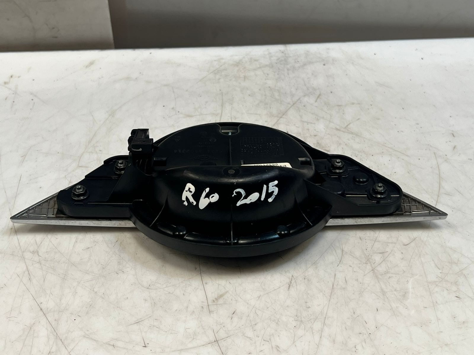 2015 Mini Cooper R60 and R61 Tailgate Handle Badge Emblem Button 9802314 OEM