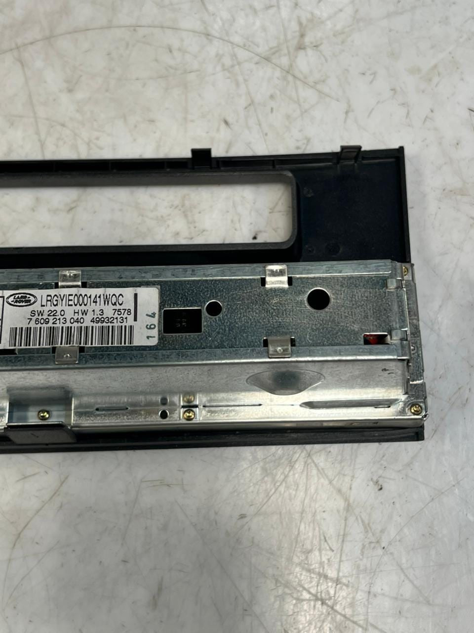 2002-2012 Land Rover Range Rover III L322 models Radio 7609213040 
