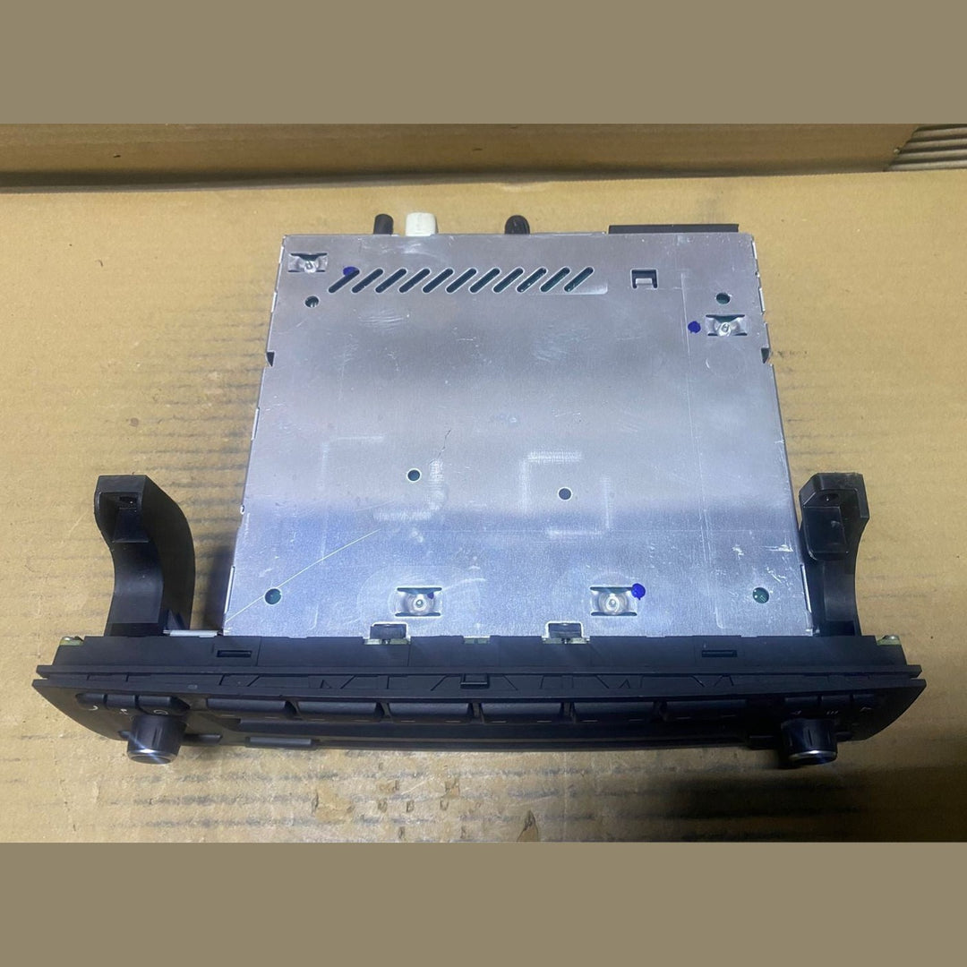 2009-2013 BMW Z4 Radio Professional CD Player 9302155 Z4 E89 1 Series E82 E88