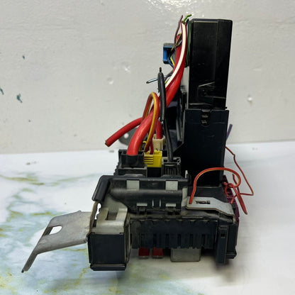 2010-2015 Mercedes-Benz E350 Rear Fuse Junction Box Sam Relay Module 212 9004901