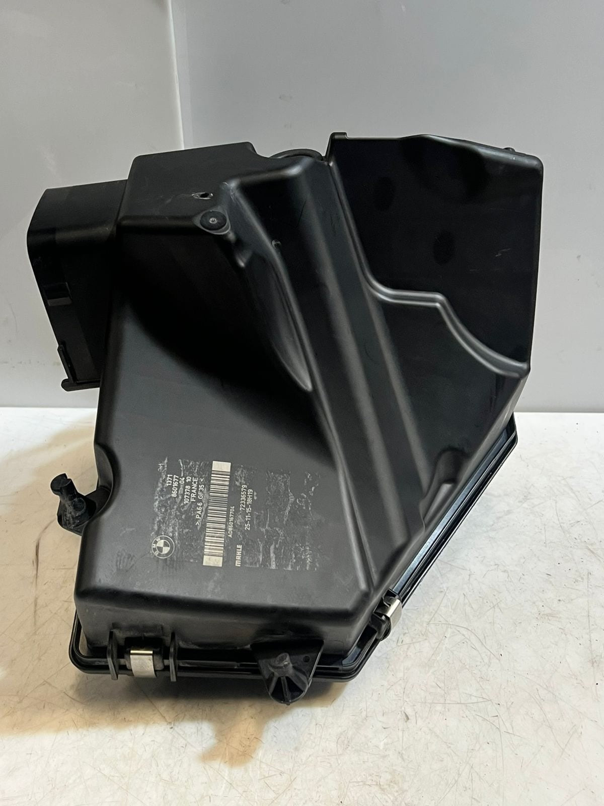 BMW 1 3 5 Series F20 F22 F30 F32 F36 B48 Air Filter Box MAHLE 8601677 OEM