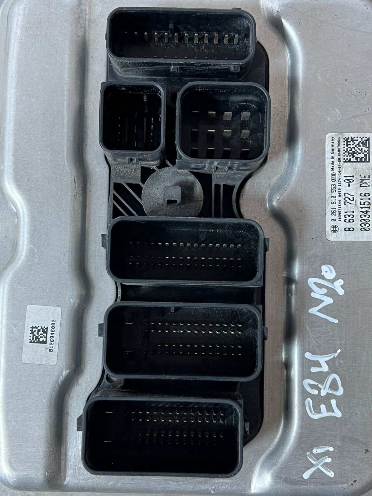 BMW X1 Series E84 N20 2014 Engine Control Unit ECU SET + CASE + KEY DME 8631727