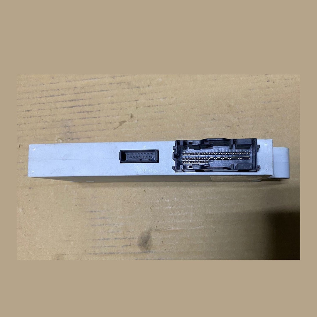 2006 BMW 325xi Access System Control Module 6964051 E90 and E87 CAS 2