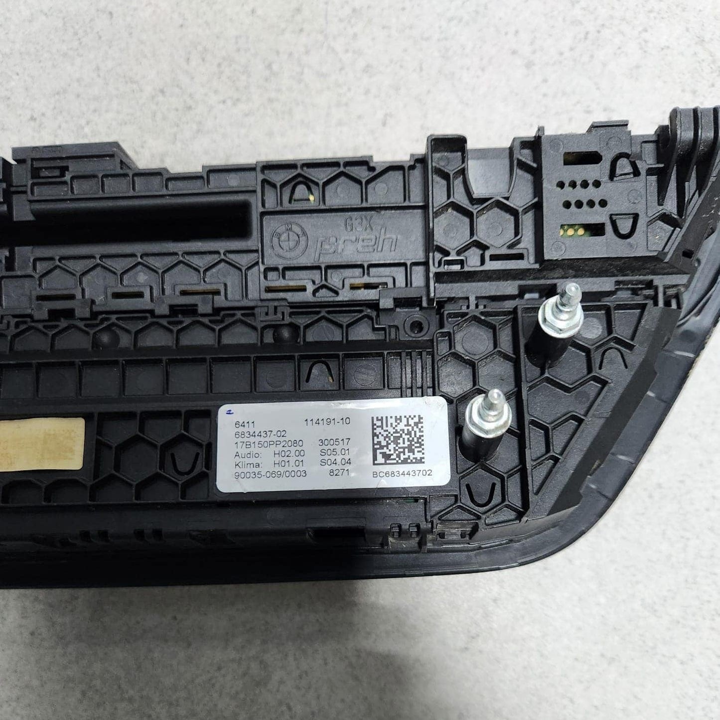 2018-2020 BMW 530e Climate Control Panel 6834437 530E and 530i