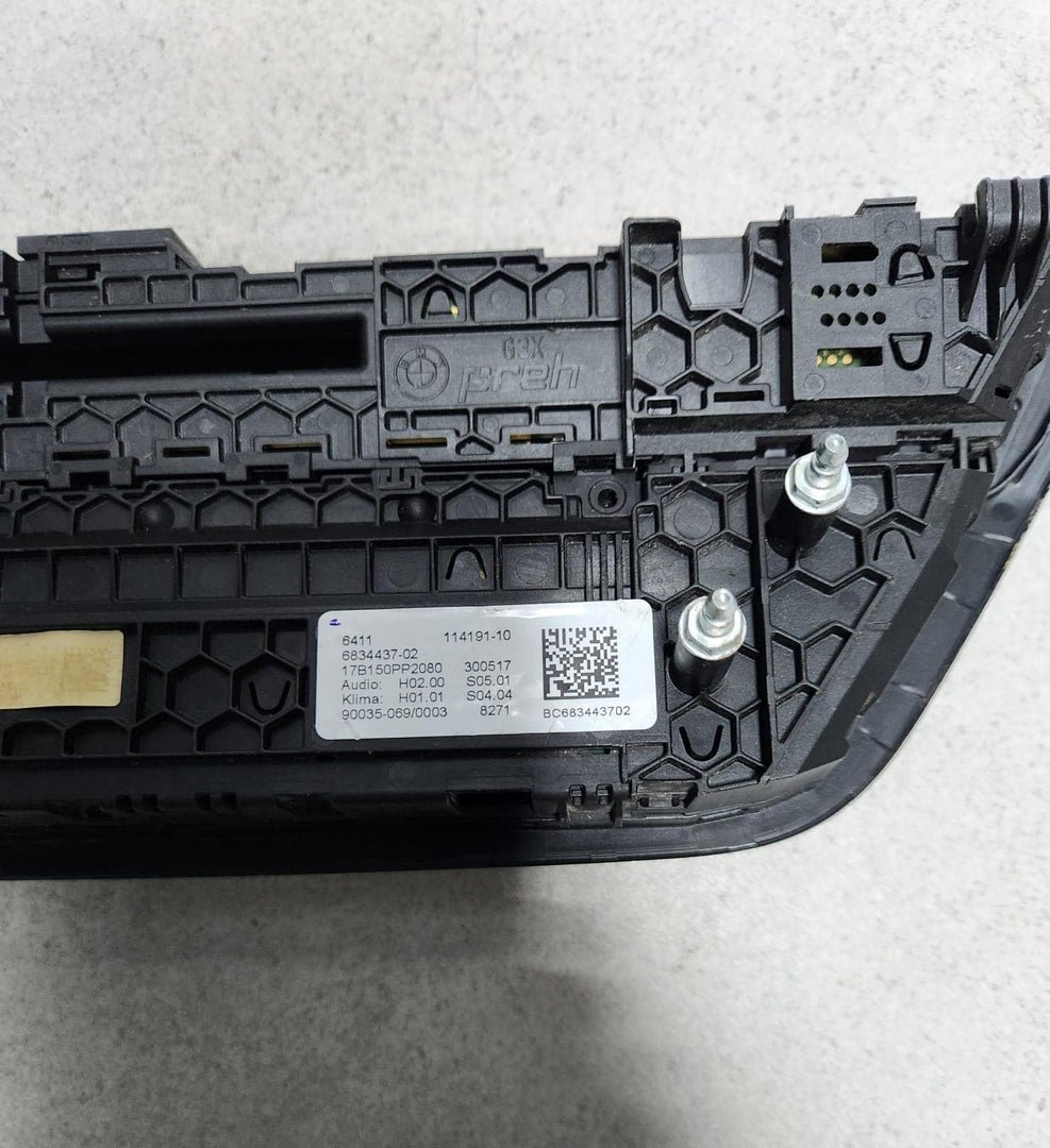 2018-2020 BMW 530e Climate Control Panel 6834437 530E and 530i