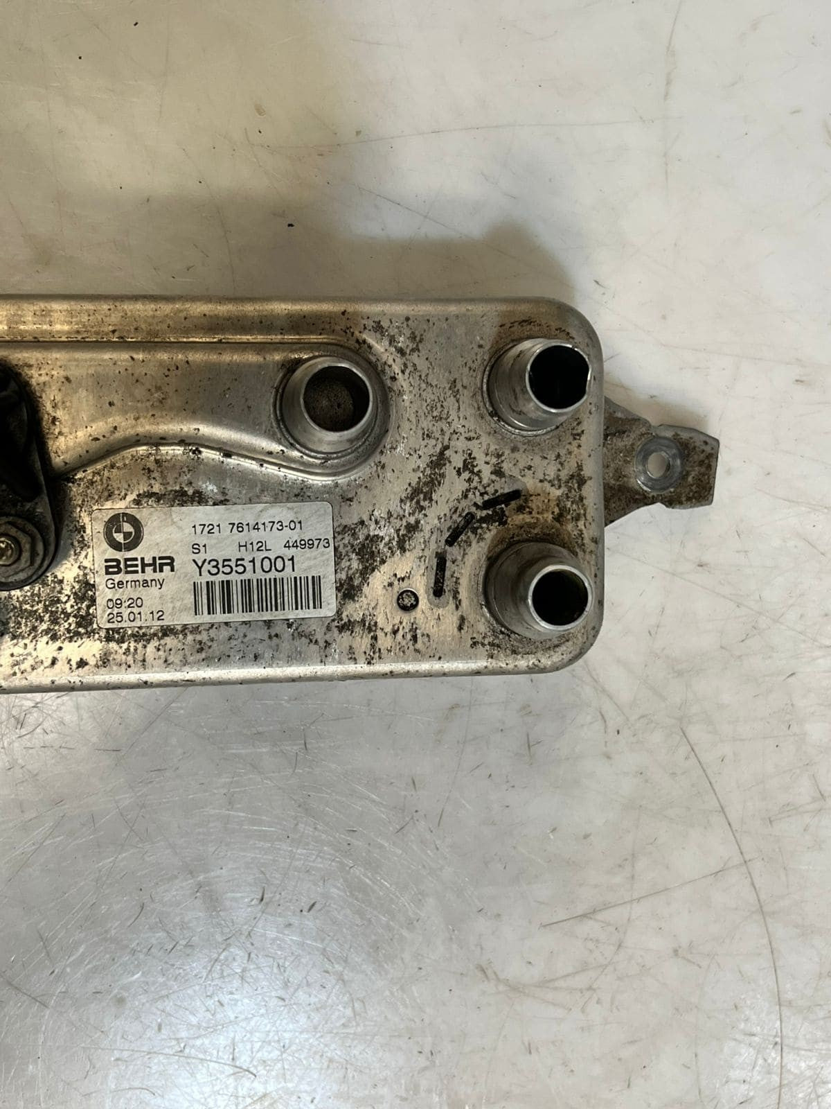 BMW F10 F07 F12 F13 F06 F11 7 MODEL Automatic Transmission Oil Cooler 7614173