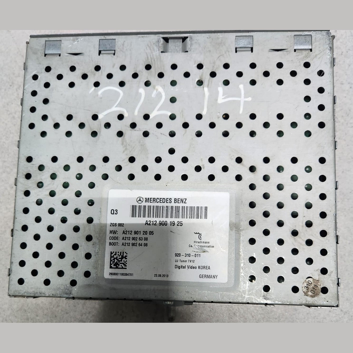 Benz Tv Tuner A2129001925 E-Class W212 S212 and CLS-Class C218
