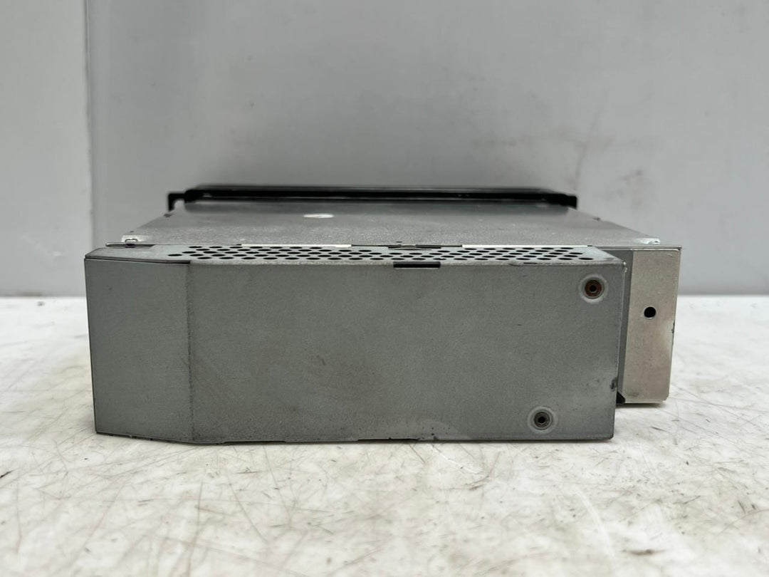 2006-2010 BMW X5 E70 and X6 E71 Cd Changer 9209758 OEM