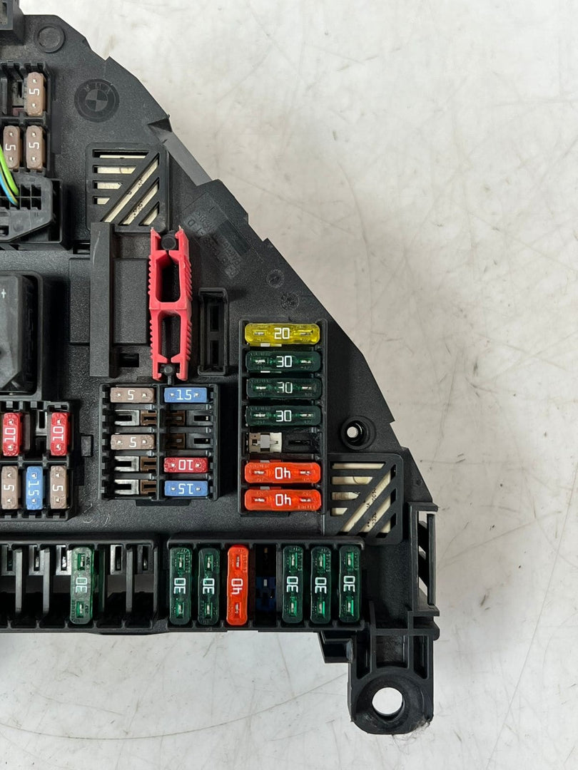 2013 BMW 750i F01 F02 F04 F06 F10 Rear Power Distribution Fuse Box 9264924 OEM
