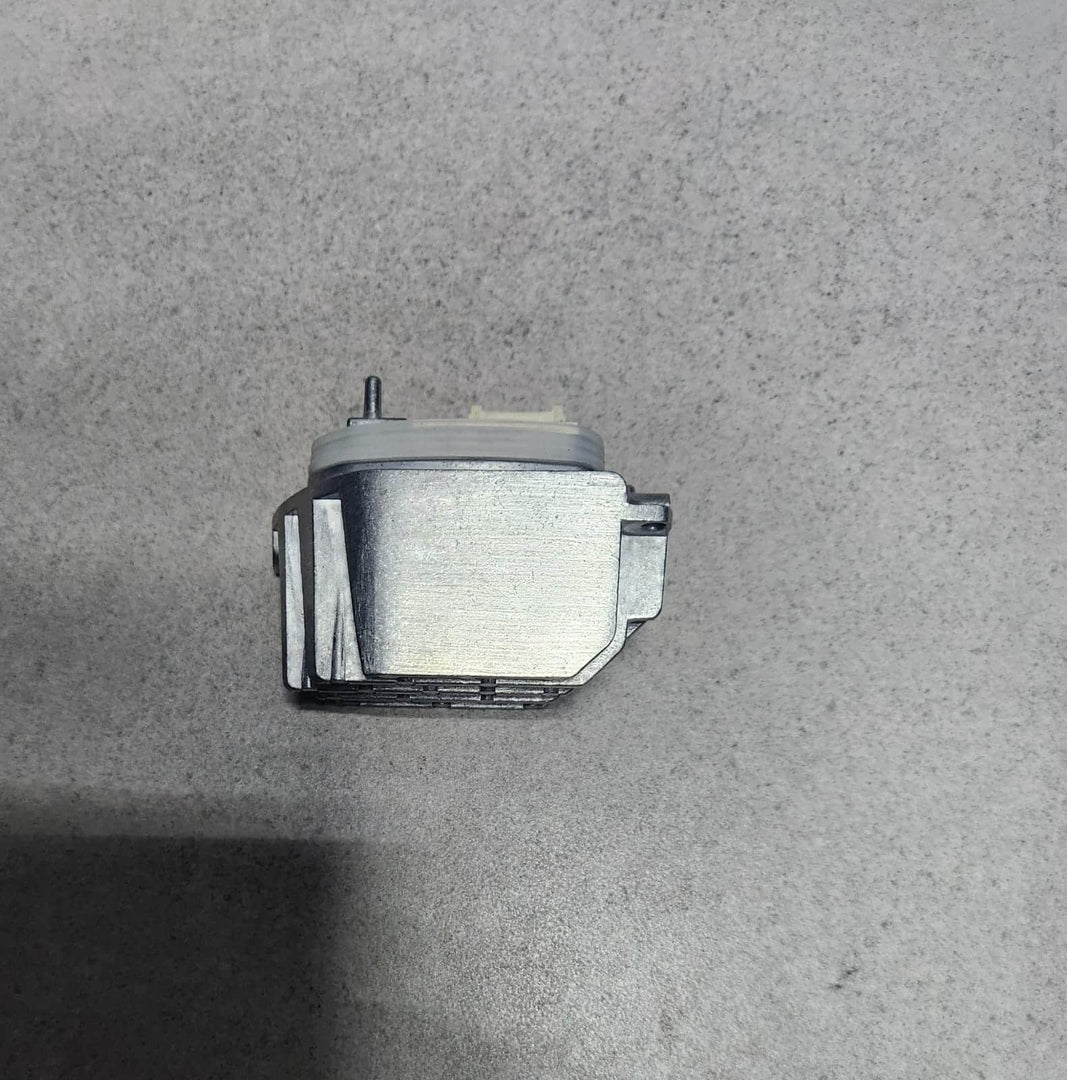 Genuine BMW Led Turn Signal Light Module 7214942 5 Series G30 G31 G38 G32 F90 M5