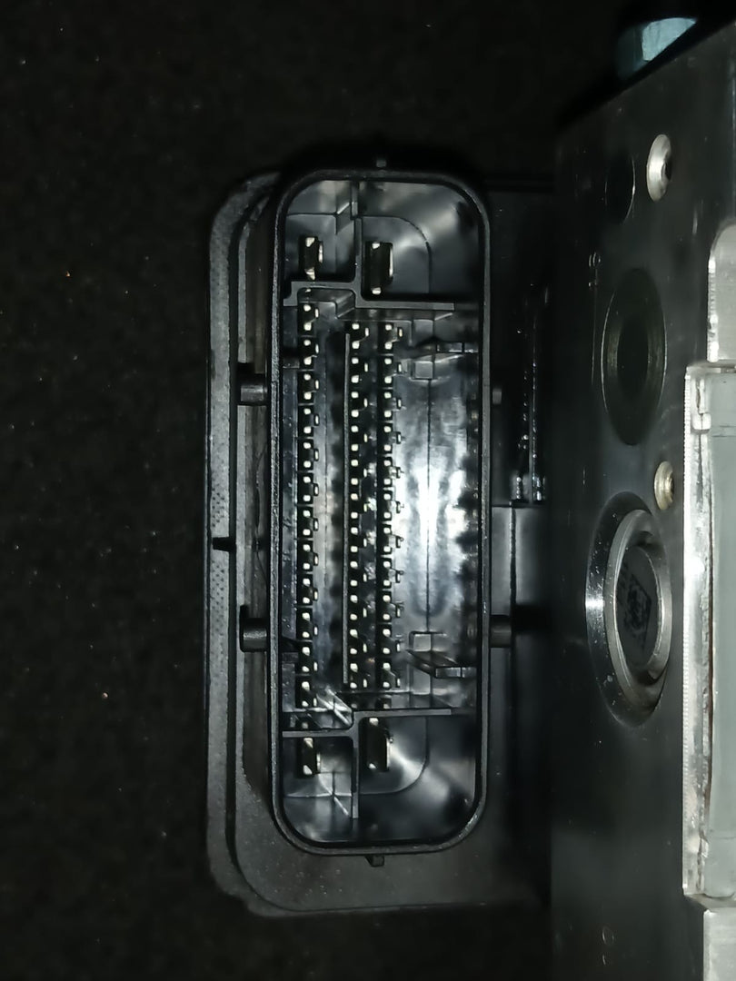 OEM BMW F20 F30 F31 ABS DSC CONTROL UNIT MODULE 6881177