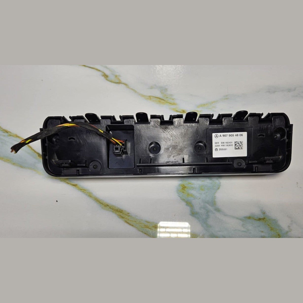 Genuine Mercedes W907 Sprinter Climate Control Panel Switch Vent A907 9054806