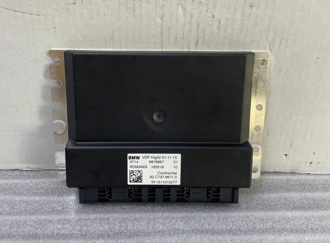 OEM BMW 7 G11 G12 Suspension control unit module 6878867 Continental