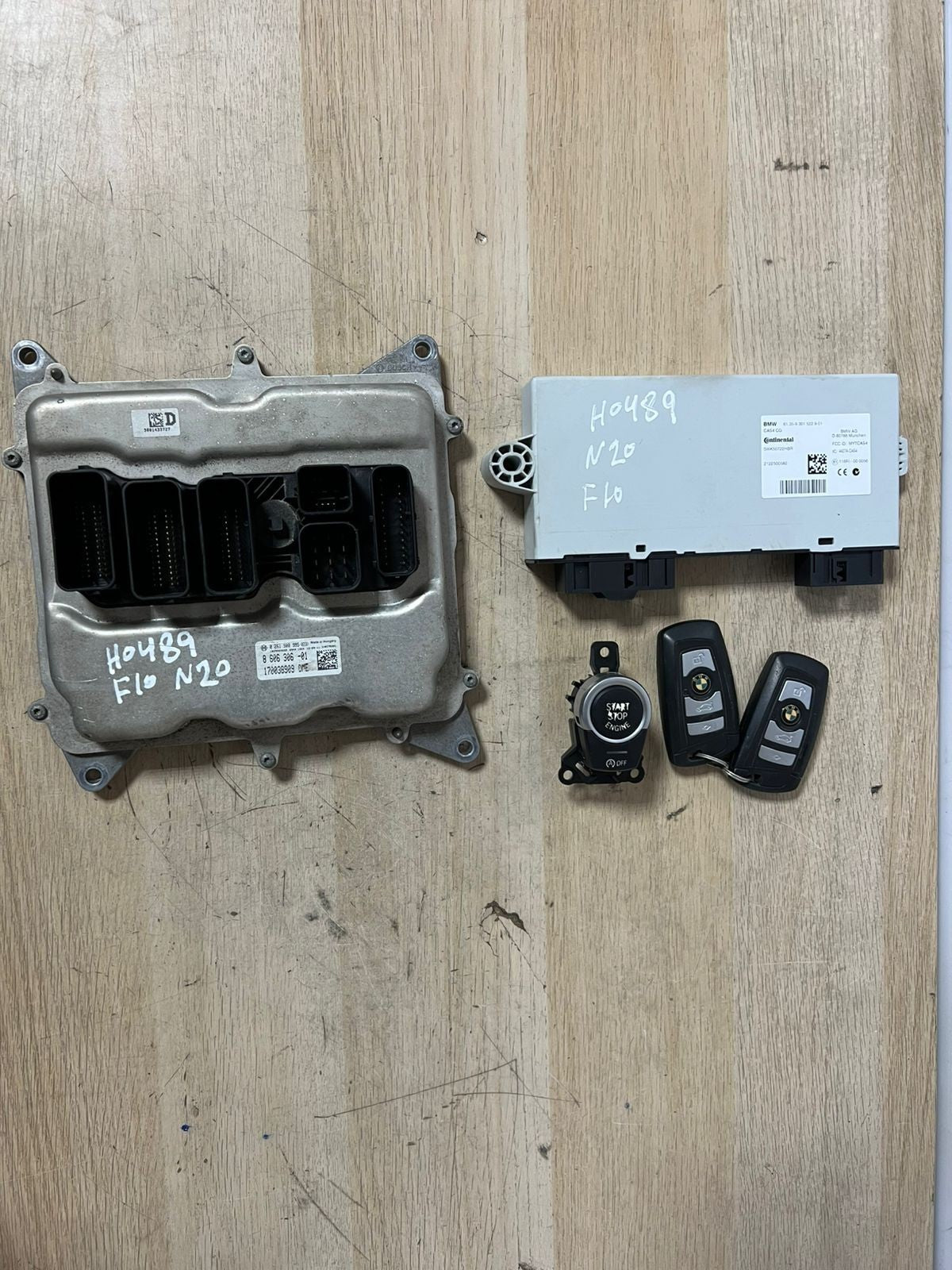 2012-2017 BMW F10 N20 520i Engine Control Unit SET DME+ CAS4 CG + 2KEYs 8606306
