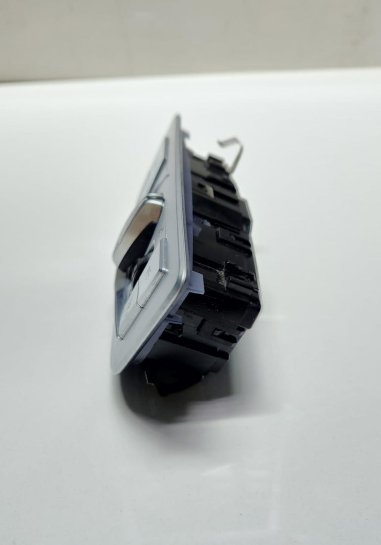 2016-2019 BMW 750i Headlight Switch 6841889 7 Series G11 G12 OEM