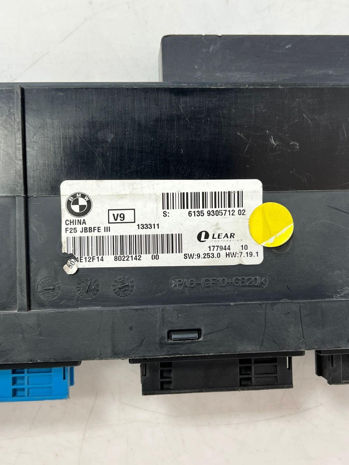 2011-2017 BMW X3 F25 and X4 F26 Body Control Module Junction Box 9305712 OEM