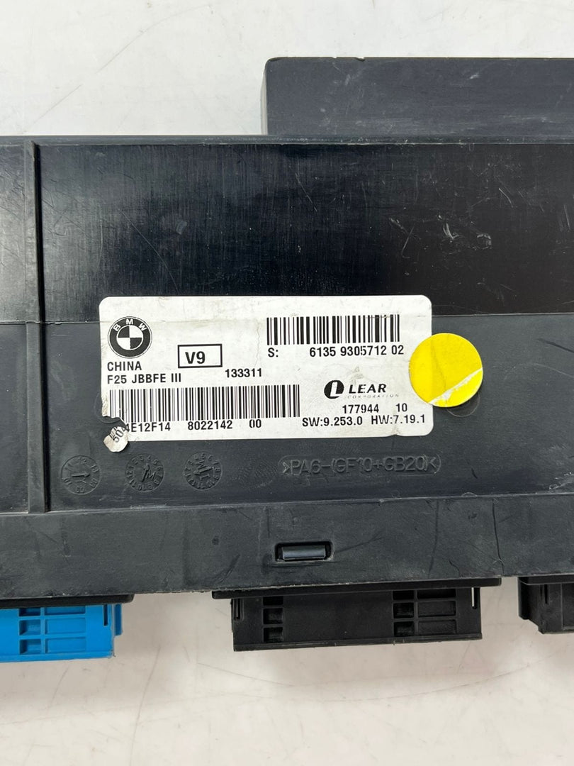 2011-2017 BMW X3 F25 and X4 F26 Body Control Module Junction Box 9305712 OEM