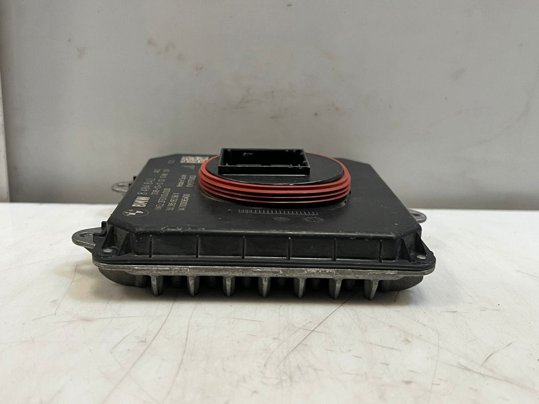2017-2019 BMW 330i F30 F32 F34 M2 340i Led Headlight Control Module 8494842 OEM