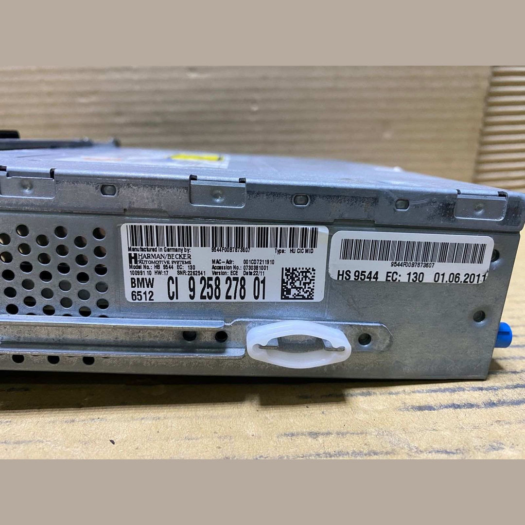 BMW Radio Navigation Head Unit 9258278 3 Series E90 E91 and 1 Series E81 models.