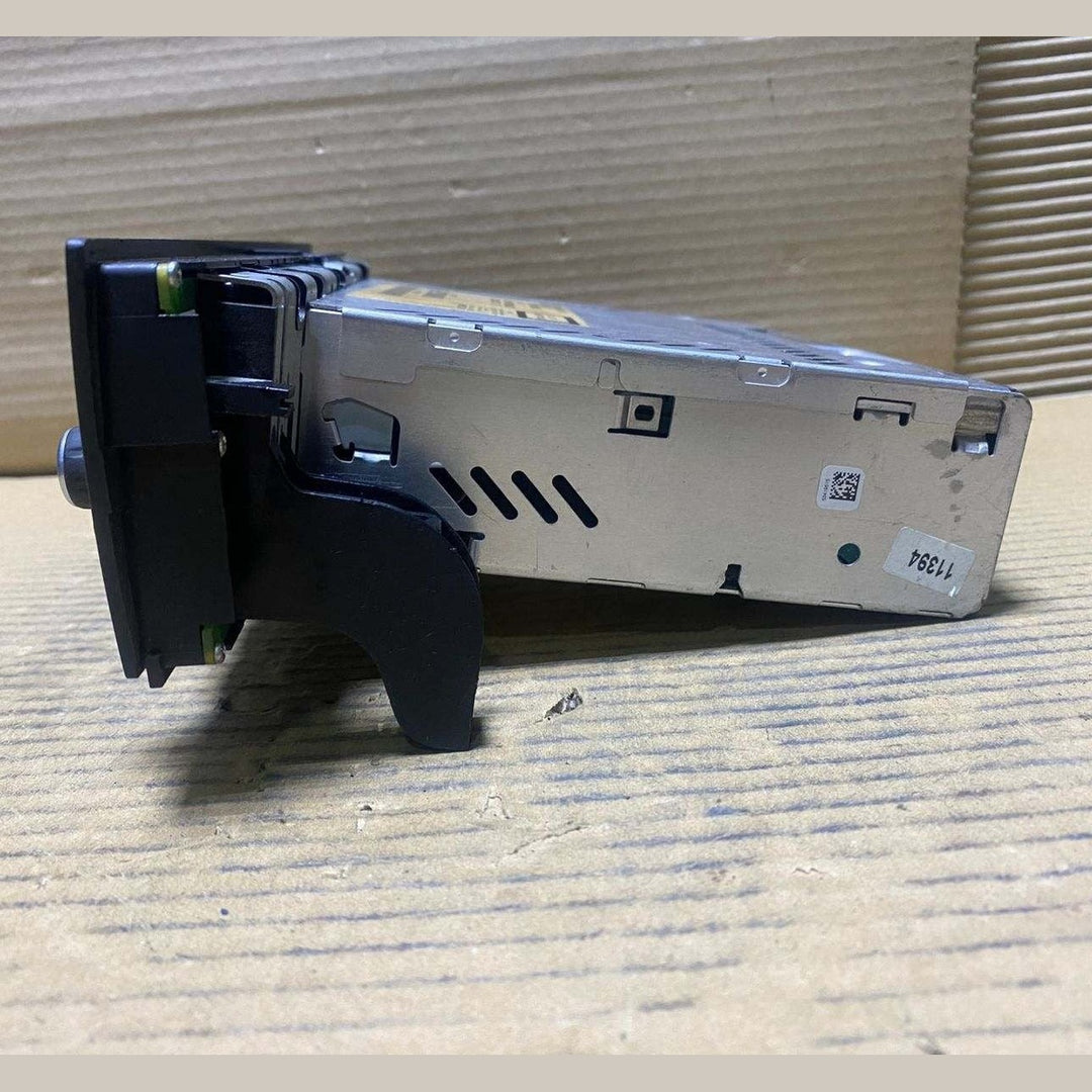 BMW Radio Professional Cd 9242501 E81 E82 E87 E88 E90 E91 E92 E93 models.