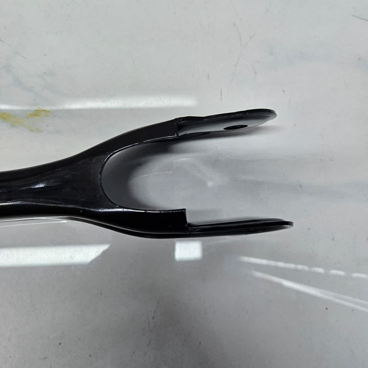 BMW 5 6 7 Series G30 G31 G14 G11 Trailing Arm Rubber Mount Rear Rubber 6893528