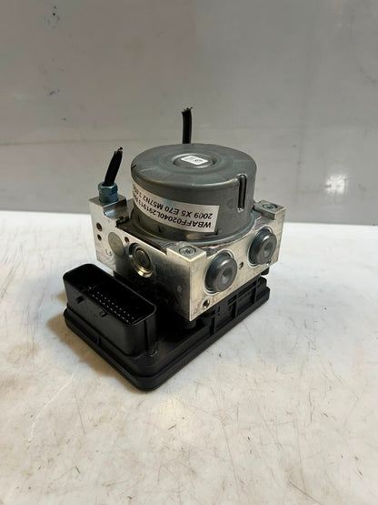 2018 BMW 320i F30 F31 F32 Abs Pump Control Module 6881172 OEM
